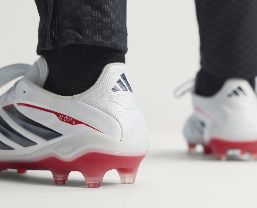 Бутсы профессиональные Adidas Copa Pure IV Elite FG купить в